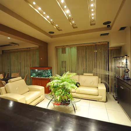 Aparthotel Ceragio & 3*