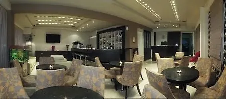 Ceragio & Lägenhetshotell Tripoli