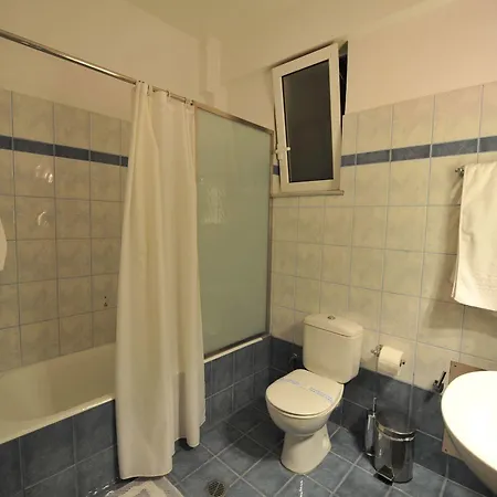 Aparthotel Ceragio &